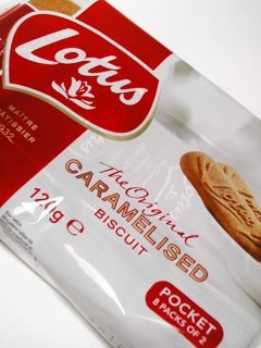 カラメルビスケット